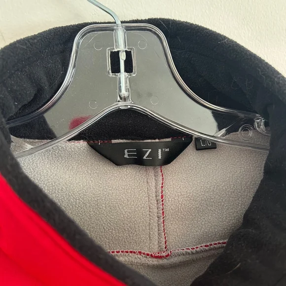 NWT Softshell Fleece Lined Waterproof Jacket Red Size Large - Picture 9 of 17